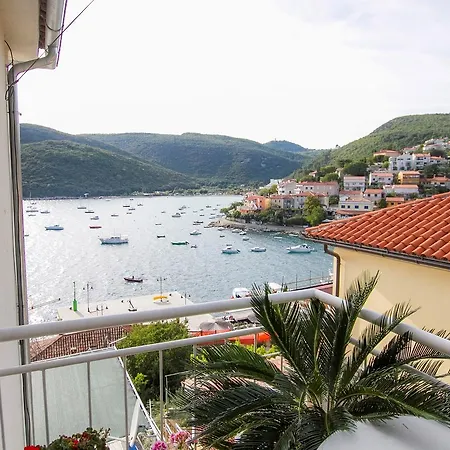 Apartman In With Three-bedrooms 2 Rabac