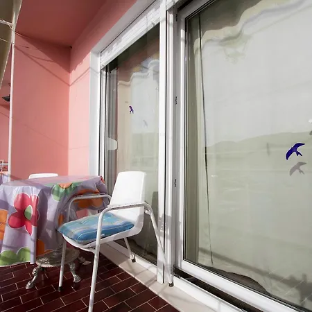 Apartman In With Three-bedrooms 2 *